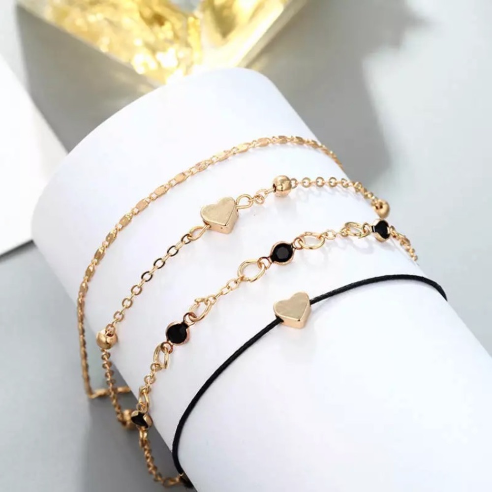 ⚜️𝟯𝟬%𝗢𝗙𝗙 𝗯𝘂𝗻𝗱𝗹𝗲𝘀 𝟯+⚜️ NEW 4 Layered Black Heart Anklets Set - Picture 6 of 12